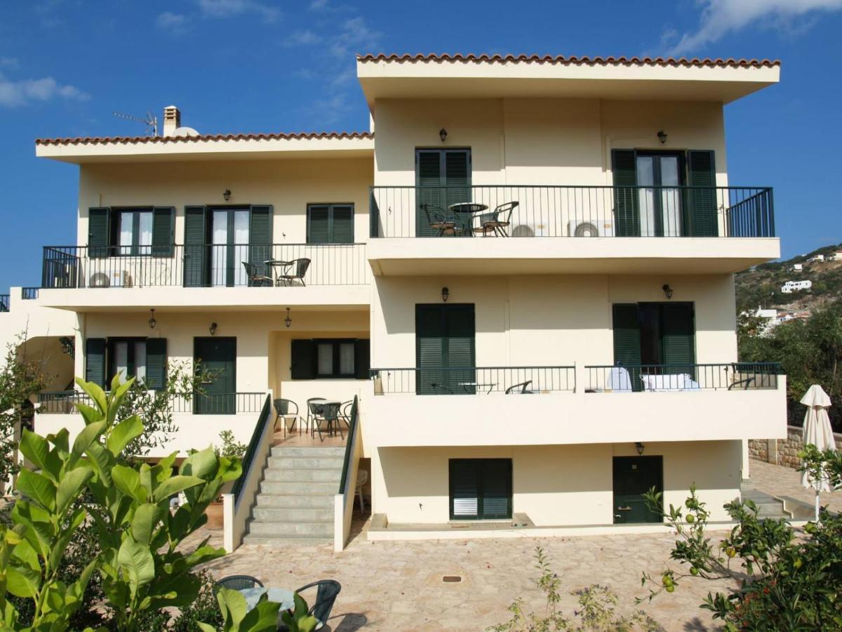 Irida Apartments -Ex Blazis House Almyrida  Bagian luar foto