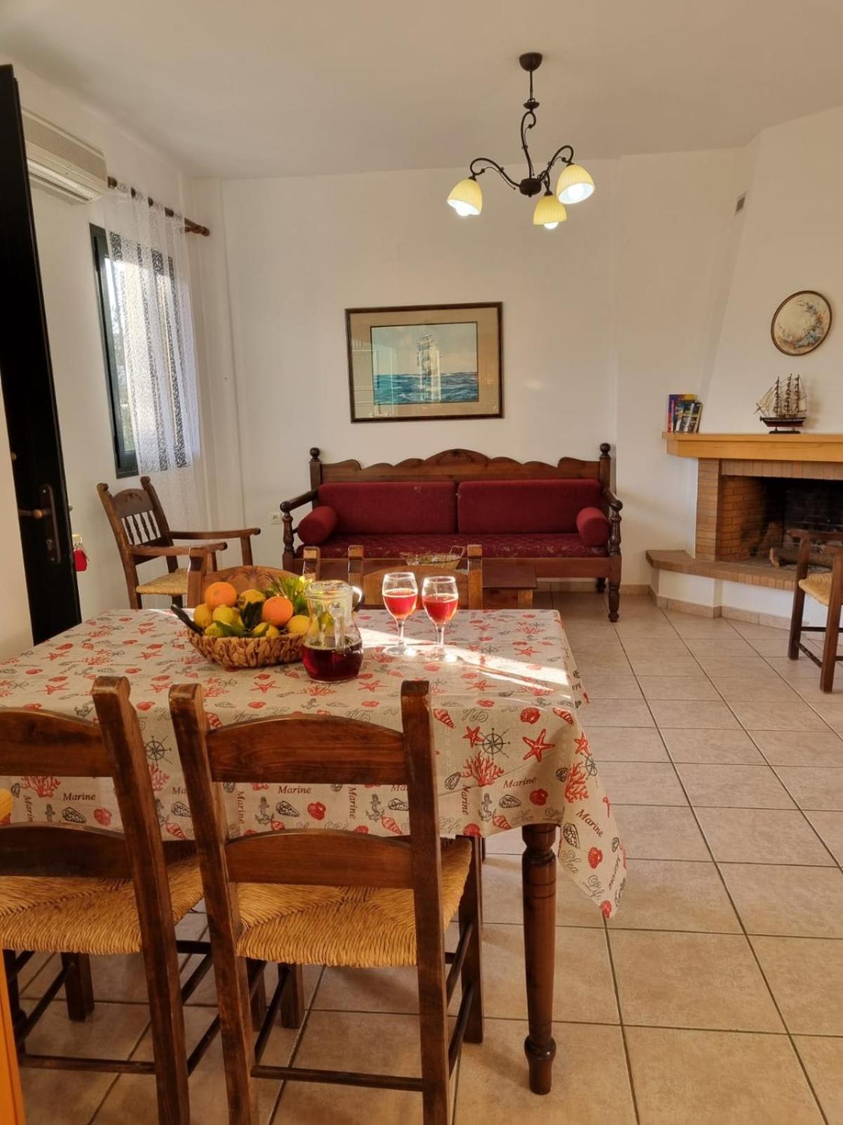 Irida Apartments -Ex Blazis House Almyrida  Bagian luar foto