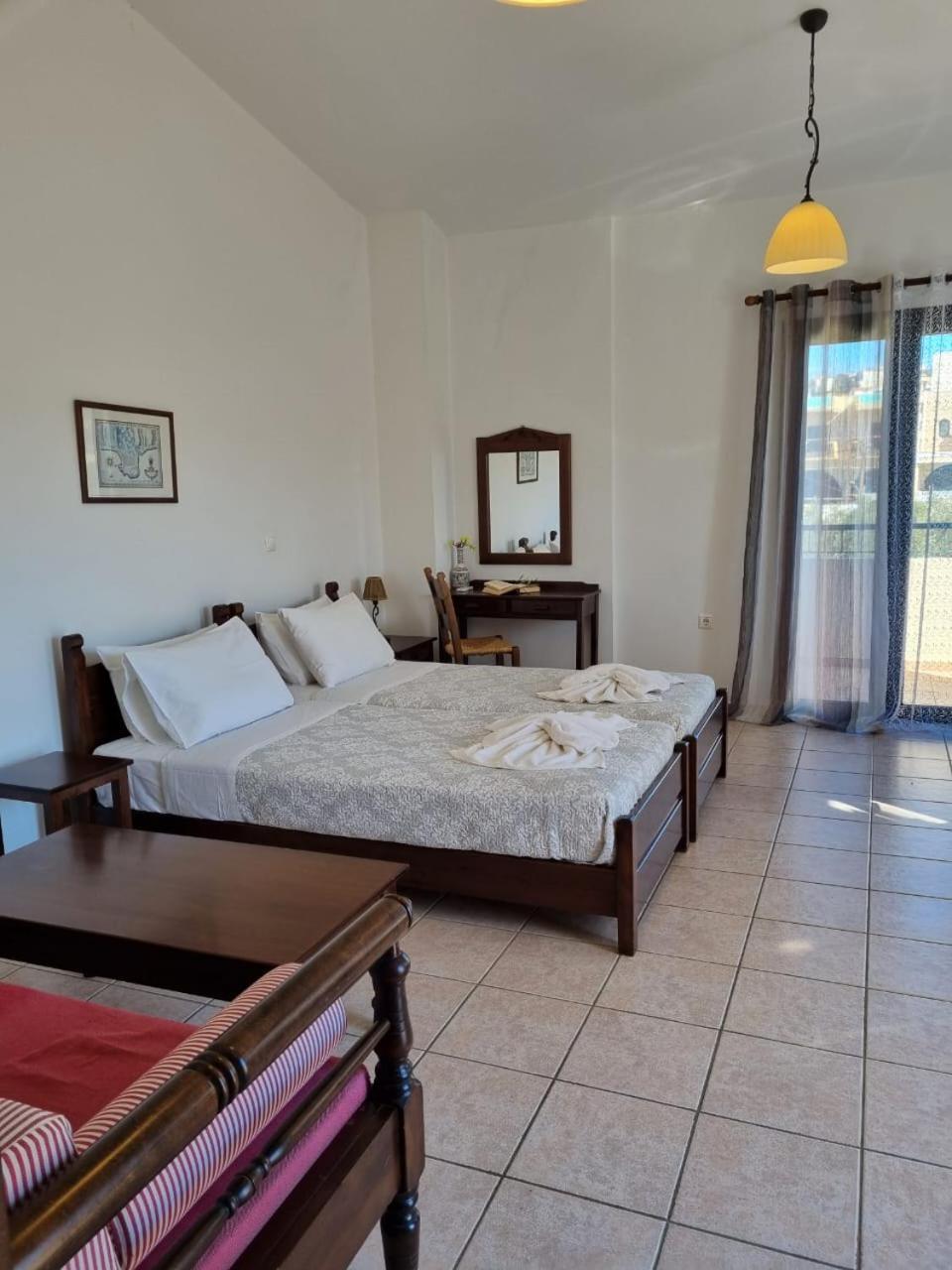 Irida Apartments -Ex Blazis House Almyrida  Bagian luar foto